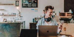 Vantaggi di un CRM in Cloud per l’attività in Smart Working