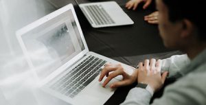 Aziende: Meglio il prestito in banca o la cessione del credito?
